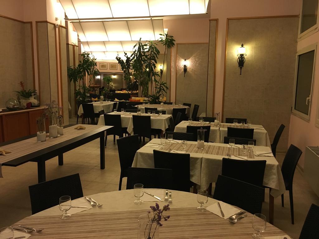 Hotel Corallo Fregenae Eksteriør billede